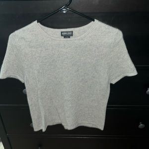 Kirkland signature t-shirt, size small 100% 2/PLY Cashmere color, grey